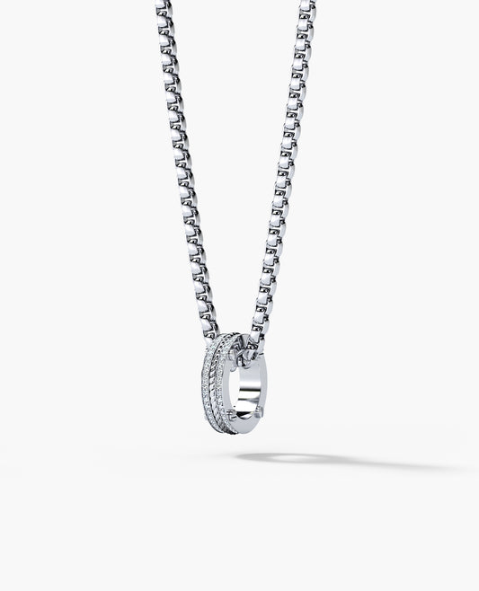 ROPES Circle Amulet Pendant in Gold with 0.20ct Diamonds