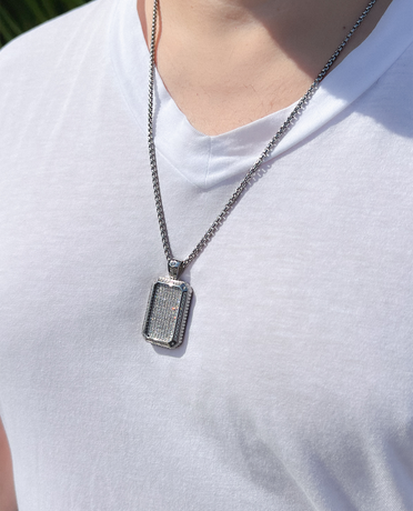 DIAMOND DOG TAG Pendant in Gold with 2.10ct Diamonds