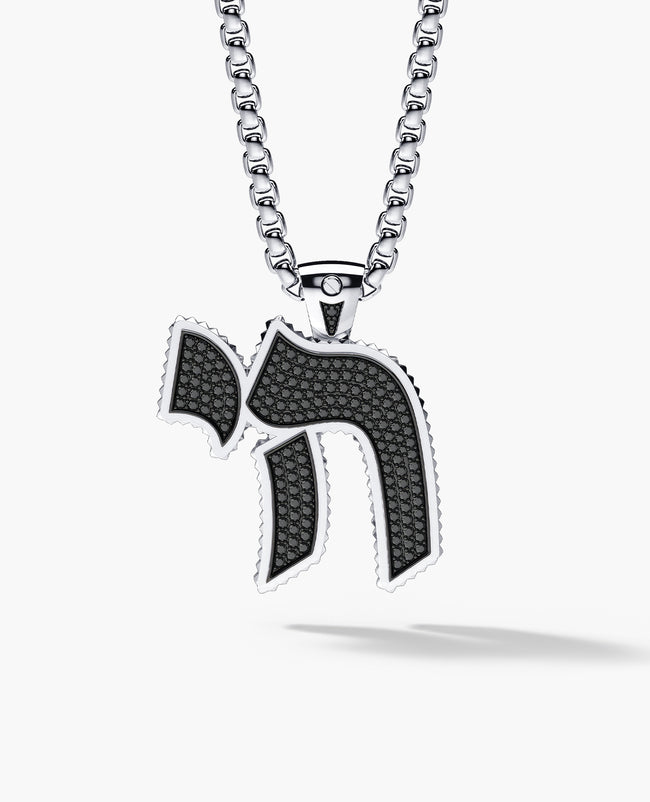 CHAI Pendant in Gold with 0.40ct Black Diamonds