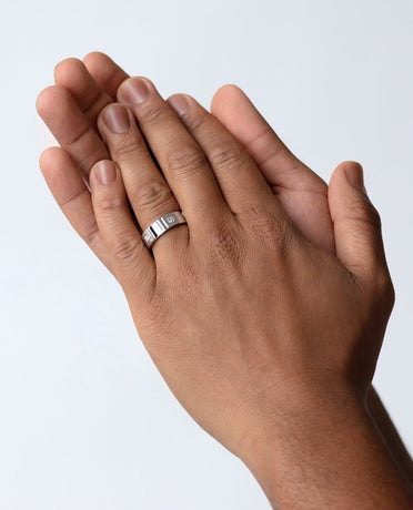 BARITE Gold Wedding Ring with 0.60ct Diamonds