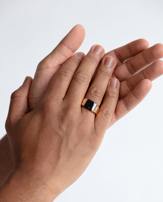 18k Gold Mens Ring With Black Onyx Mens Diamond Rings Perfect For  Engagement From Yanshengshipin, $2.5 | DHgate.Com