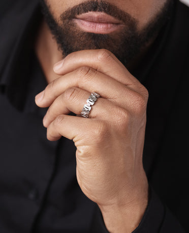 BAKER Gold Ring with 0.30ct Diamonds