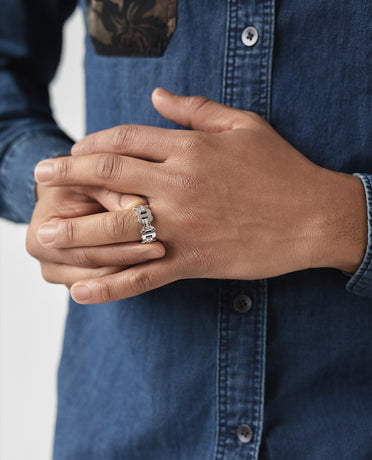 BRIGGS Gold Ring with 0.30ct Diamonds