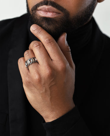 LA PAZ Ring with 1.20ct Black Diamonds